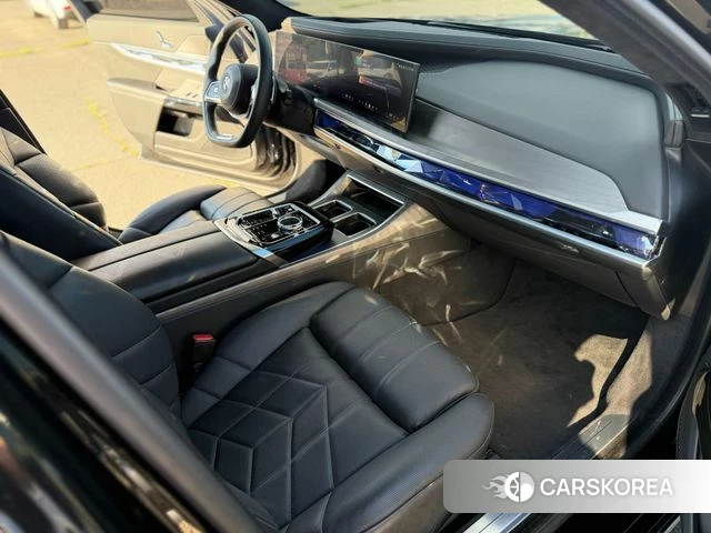 BMW 7 Series (G70) id 4579248 из Кореи 20