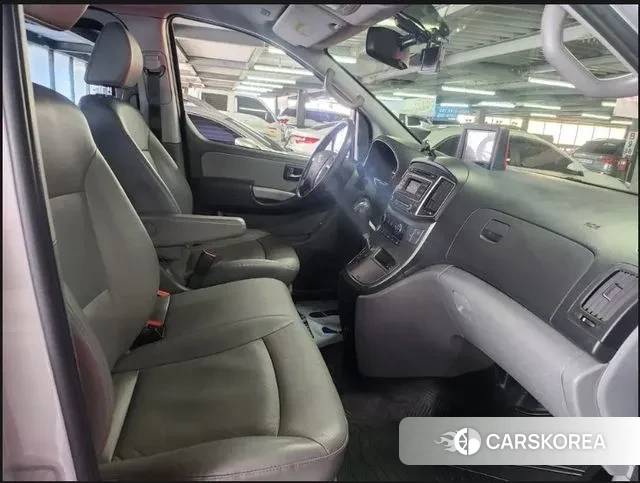 Hyundai The New Grand Starex id 3008797 из Кореи 12