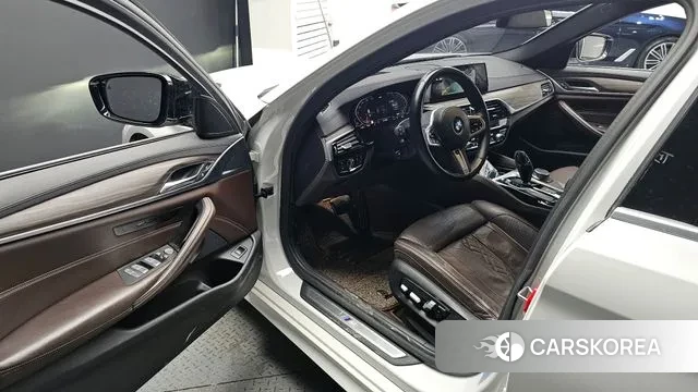 BMW 5 Series (G30) id 3612176 из Кореи 20