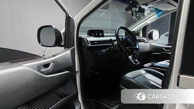 Hyundai Staria id 4186307 из Кореи 30