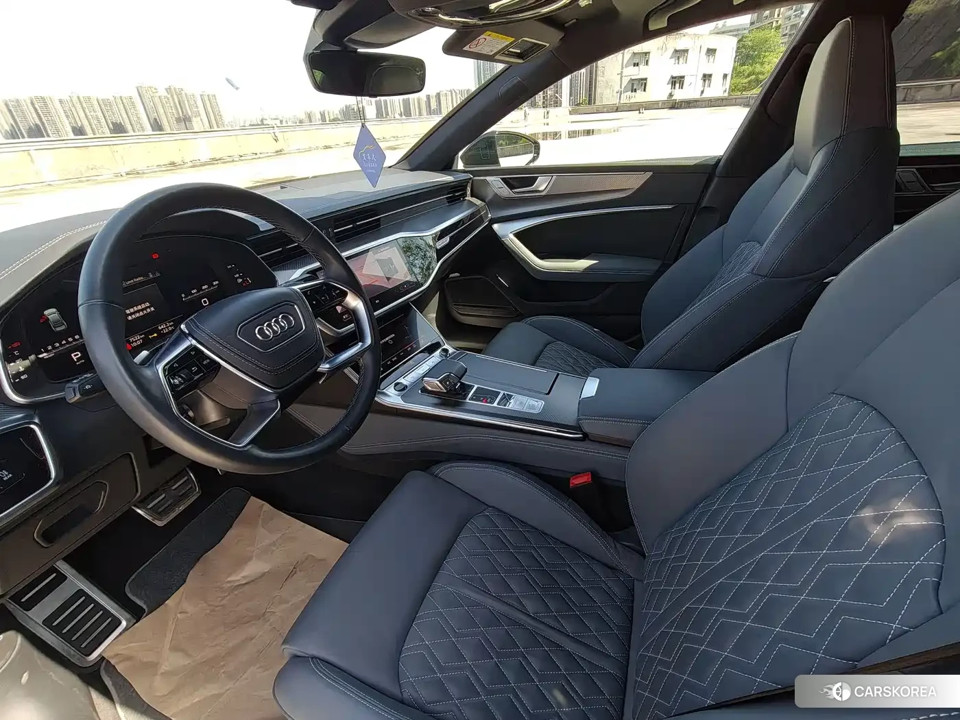 Audi A7L id 4655242 из Китая 30