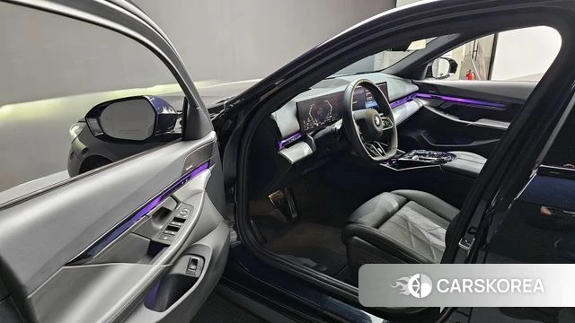 BMW 5 Series (G60) id 3817323 из Кореи 20