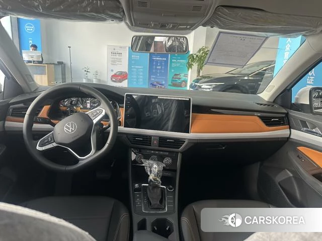Volkswagen Bora id 4257897 из Китая 13