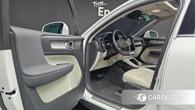 Volvo XC40 id 4847283 из Кореи 36