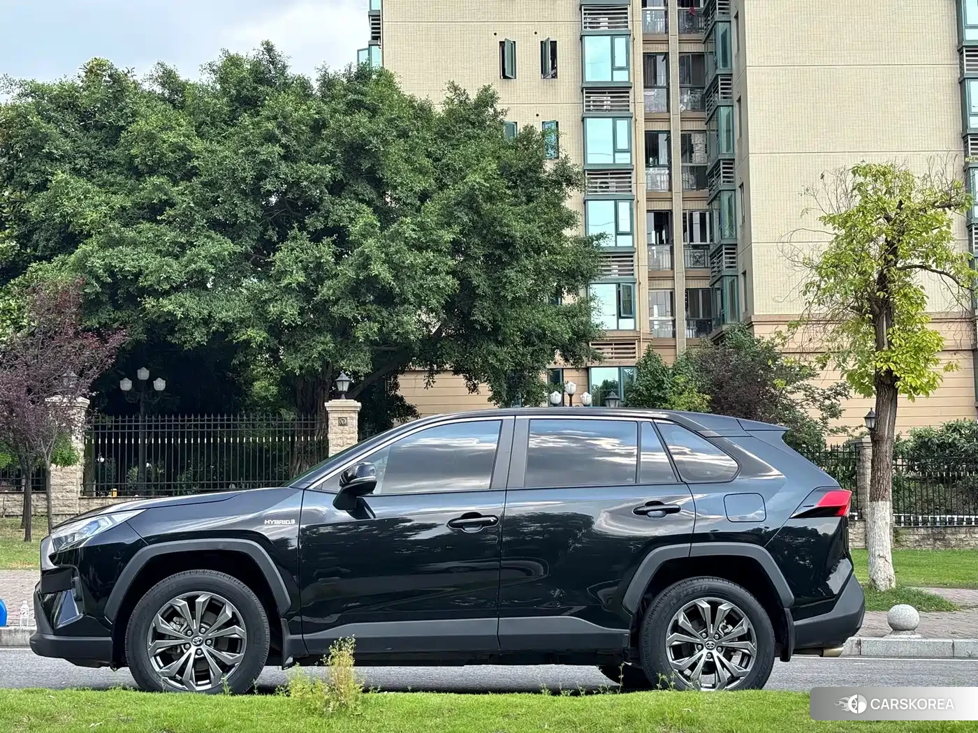 Toyota RAV4 id 4628293 из Китая 16
