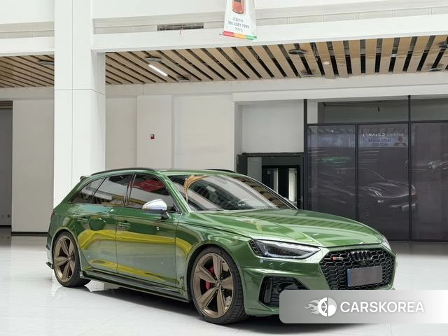 Audi RS 4 id 4211698 из Китая 24