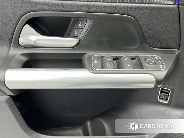 Mercedes-Benz GLA id 4256413 из Китая 31