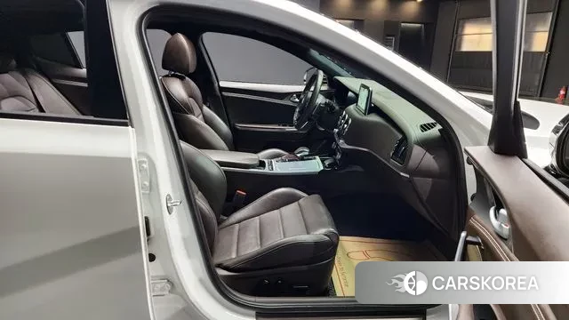 Kia Stinger id 2307527 из Кореи 20