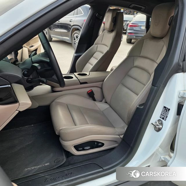 Porsche Taycan id 3883287 из Кореи 20