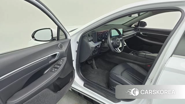 Hyundai Sonata D Edge Hybrid (DN8) id 4185489 из Кореи 38