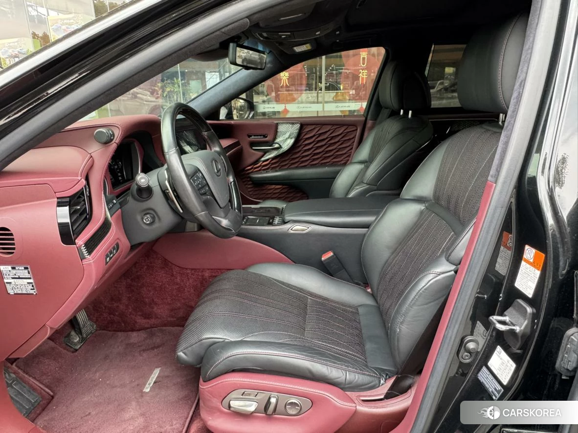 Lexus LS id 4511020 из Китая 18