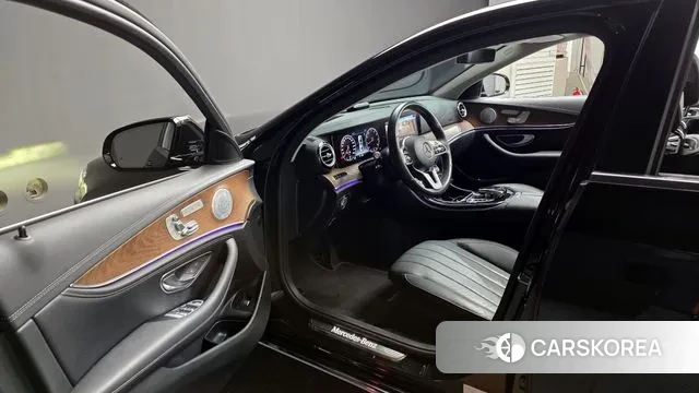 Mercedes-Benz E-Class W213 id 3728025 из Кореи 20