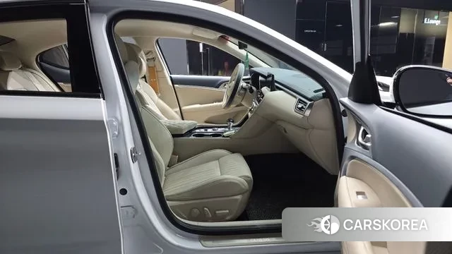 Genesis The New G70 id 3042818 из Кореи 20