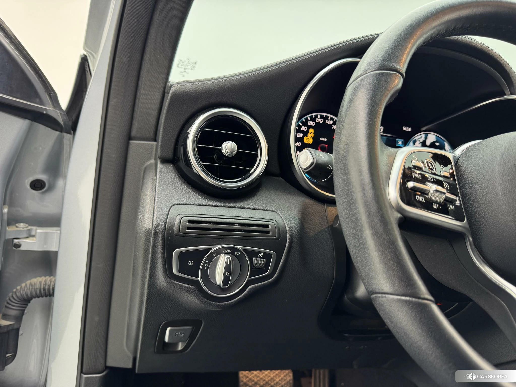 Mercedes-Benz GLC Coupe id 4467780 из Китая 28