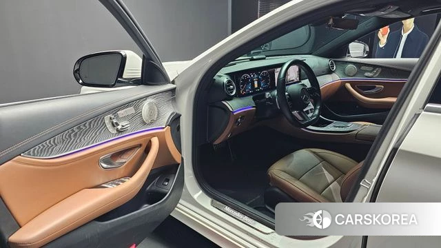 Mercedes-Benz E-Class W213 id 4383532 из Кореи 32