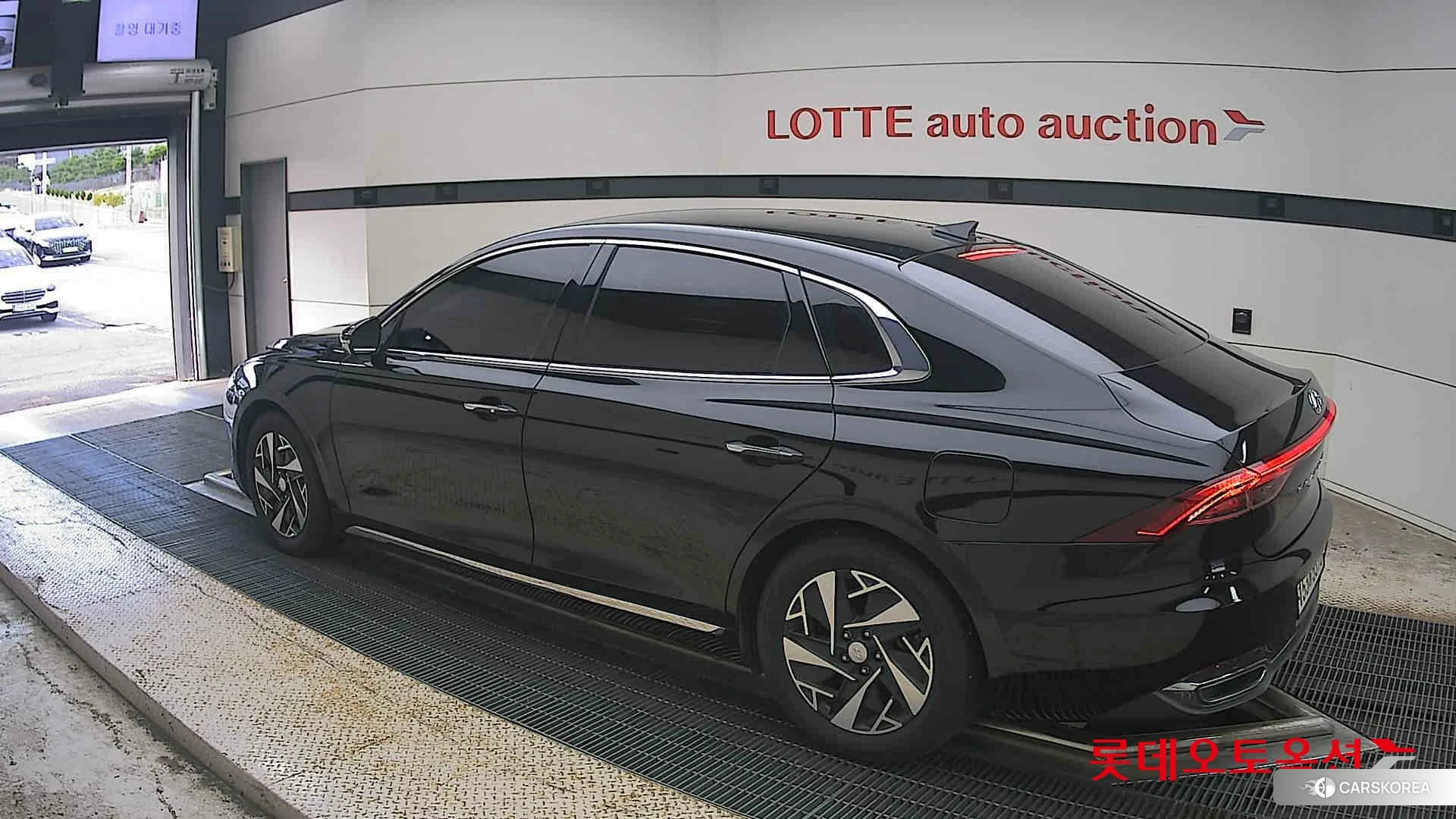 Hyundai Grandeur Hybrid id 4909171 из Кореи 37