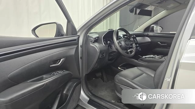 Hyundai Tucson (NX4) id 4561824 из Кореи 30
