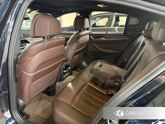 BMW 5 Series (G30) id 4482859 из Кореи 14