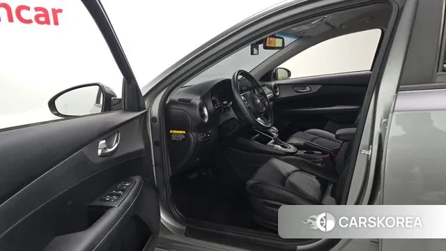 Kia Come New K3 id 3573627 из Кореи 20