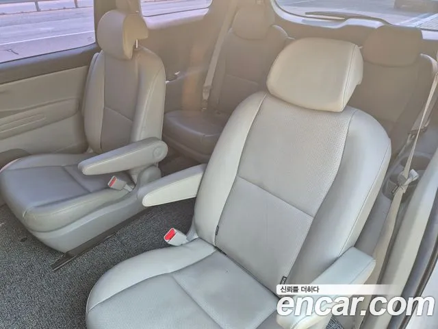 Kia The New Carnival id 2808071 из Кореи 17