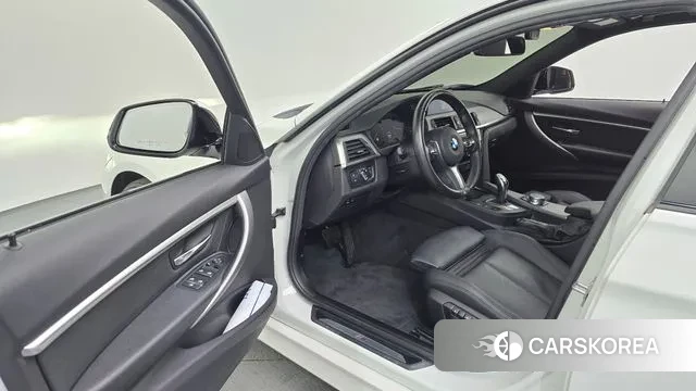 BMW 3 Series (F30) id 3687445 из Кореи 20