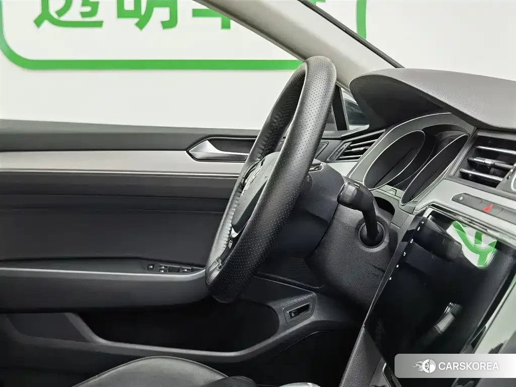 Volkswagen Magotan id 4548110 из Китая 24