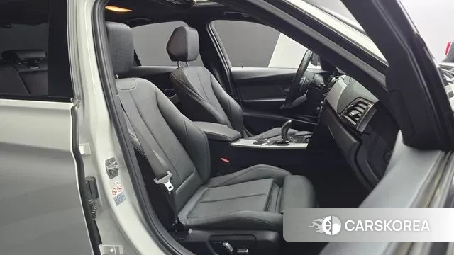 BMW 3 Series (F30) id 3045626 из Кореи 20