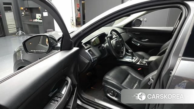 Jaguar E-PACE id 4465301 из Кореи 34
