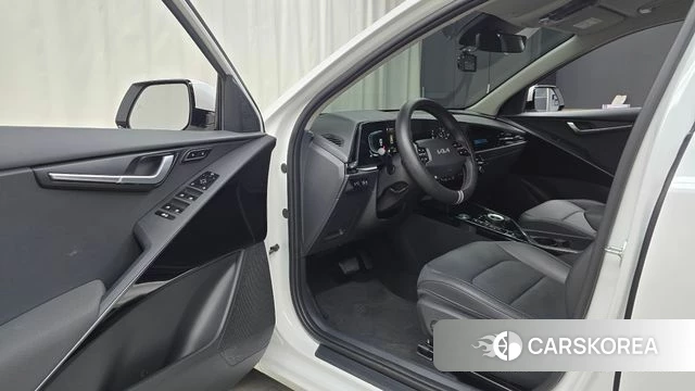 Kia Di Ol Nu Niro id 4280381 из Кореи 31