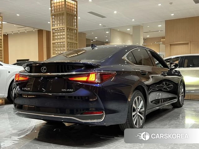 Lexus ES id 4262310 из Китая 19