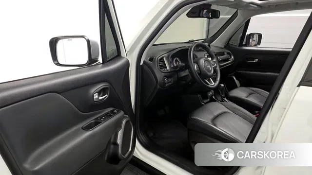 Jeep Renegade id 3555928 из Кореи 20