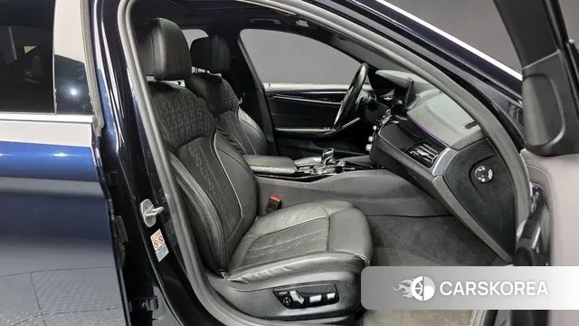 BMW 5 Series (G30) id 3754068 из Кореи 20