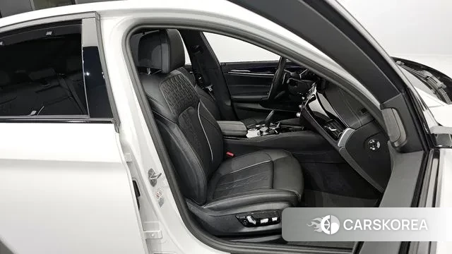 BMW 5 Series (G30) id 2900291 из Кореи 20