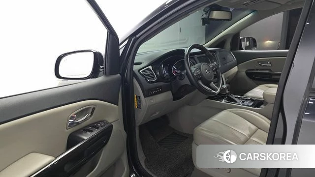 Kia The New Carnival id 4637689 из Кореи 31