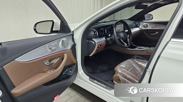 Mercedes-Benz E-Class W213 id 3807138 из Кореи 20