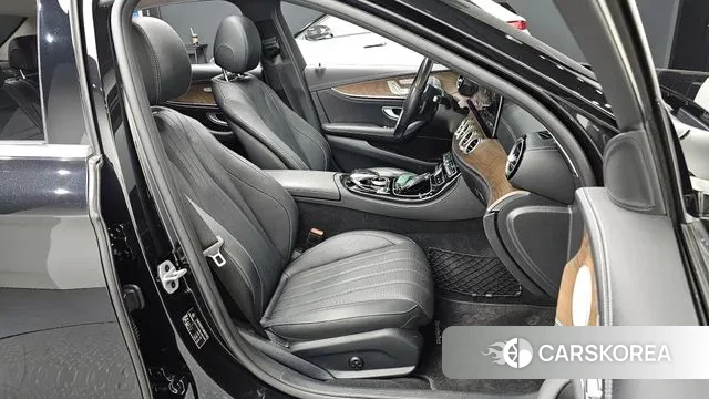 Mercedes-Benz E-Class W213 id 3640891 из Кореи 20