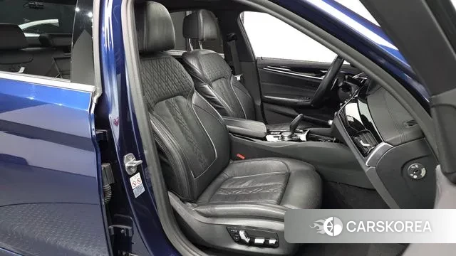 BMW 5 Series (G30) id 3677210 из Кореи 20