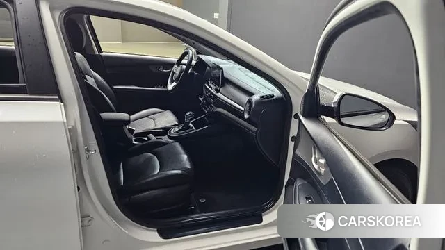 Kia Come New K3 id 3407860 из Кореи 20