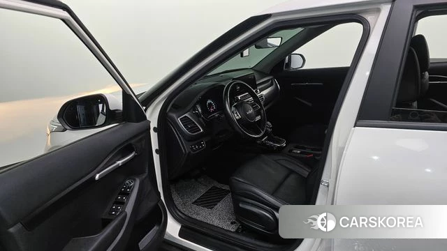 Kia Seltos id 4457491 из Кореи 31