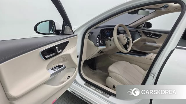 Mercedes-Benz E-Class W214 id 4853947 из Кореи 34
