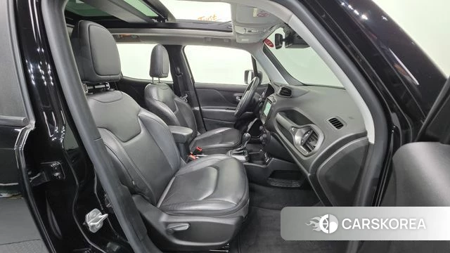 Jeep Renegade id 4737269 из Кореи 20