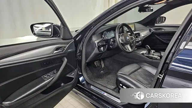 BMW 5 Series (G30) id 3526324 из Кореи 20