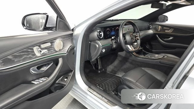 Mercedes-Benz E-Class W213 id 4592619 из Кореи 33