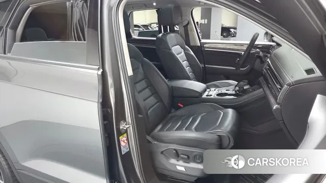 Volkswagen Touareg 3rd generation id 3155906 из Кореи 20