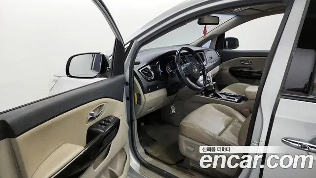 Kia The New Carnival id 2946359 из Кореи 20