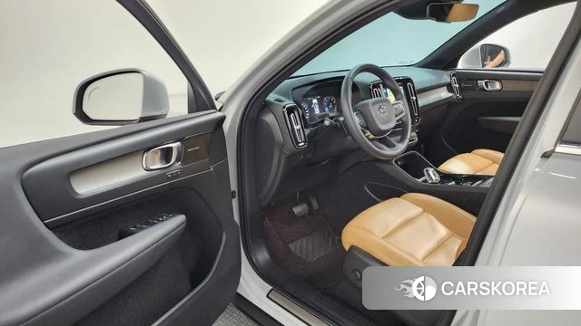 Volvo XC40 id 4625945 из Кореи 32