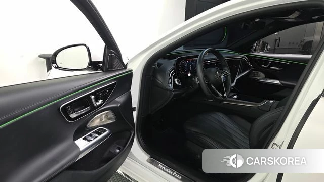 Mercedes-Benz E-Class W214 id 4584590 из Кореи 32