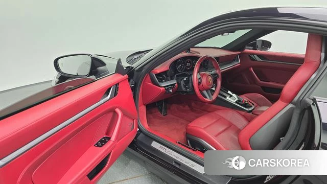 Porsche 911(992) id 4586431 из Кореи 20
