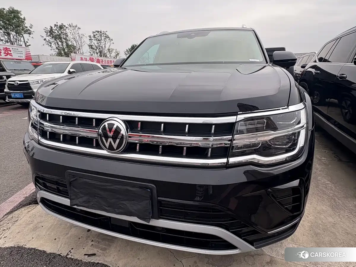 Volkswagen Touareg id 4629621 из Китая 17