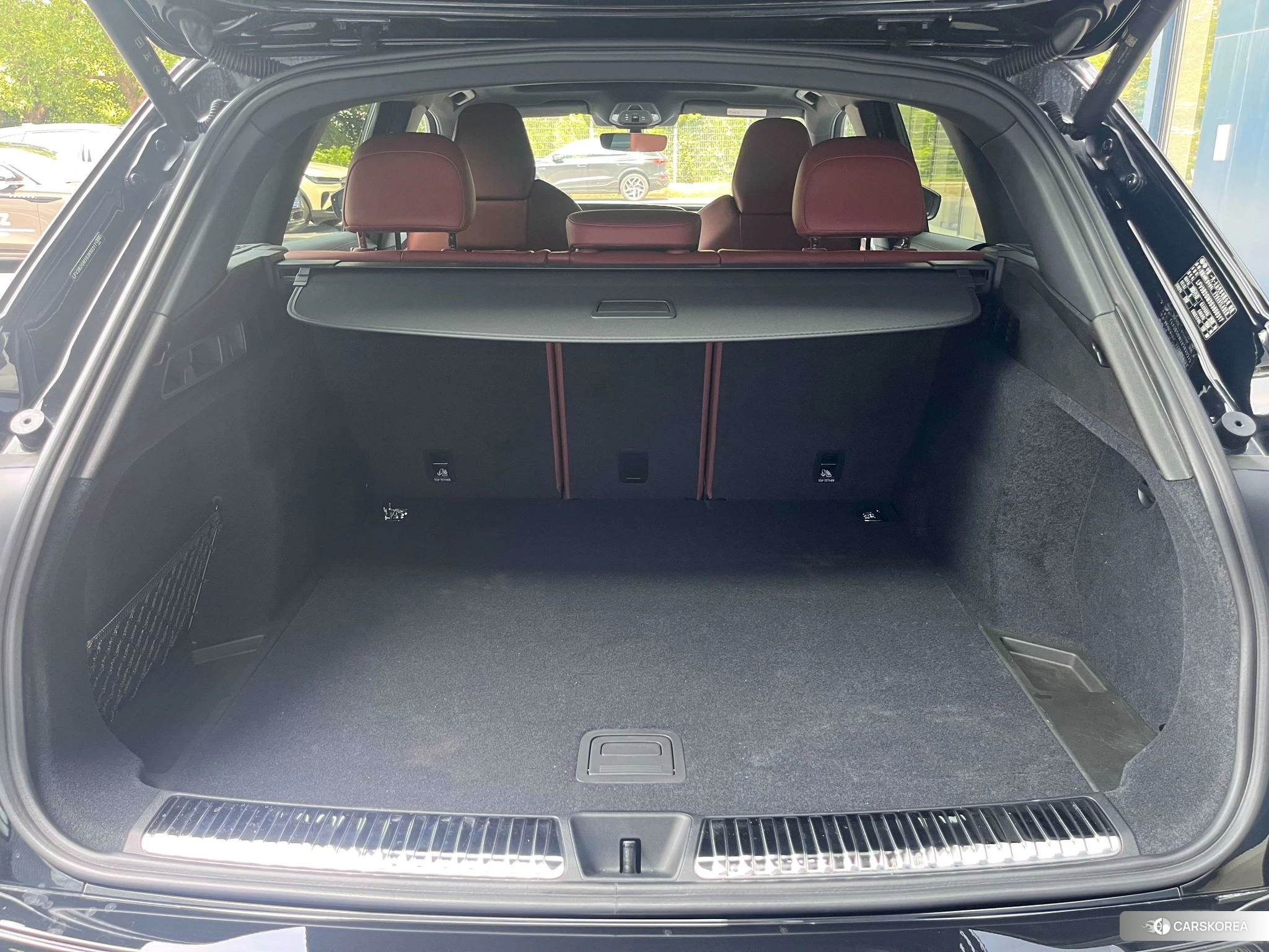 Audi Q5L id 4512392 из Китая 17